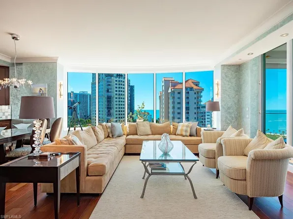 60 Seagate DR #1001, NAPLES, FL 34103