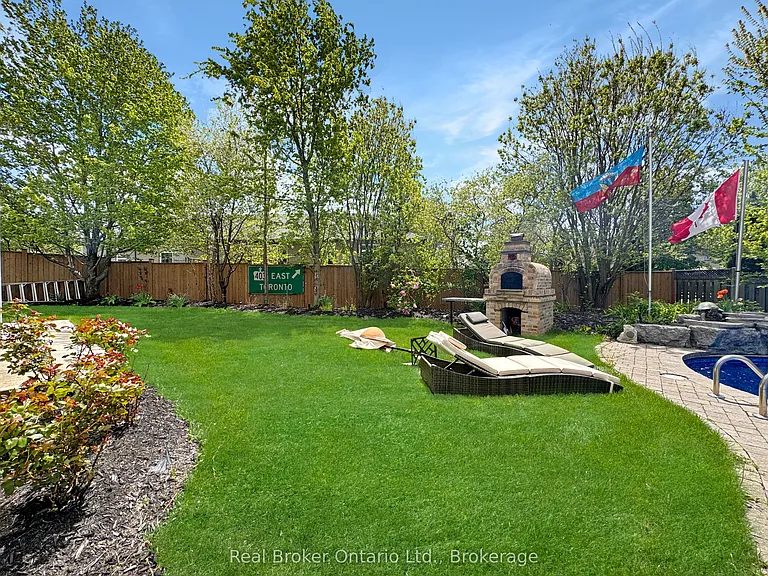 19 Zavarella Ct — Photo 29