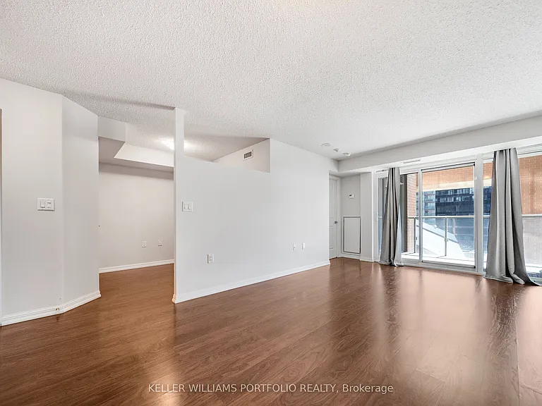 125 Western Battery Rd #508 — Photo 2