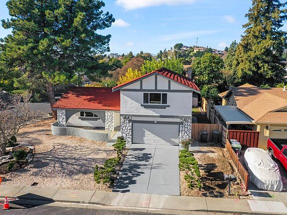 3rd image of 3003 Redwood Drive