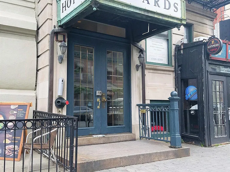 72 Hudson St #1C — Photo 31
