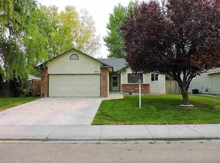 624 Alturas St, Nampa, ID 83686