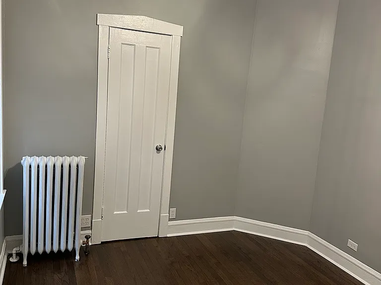 1712 N Nagle Ave #1 — Photo 12