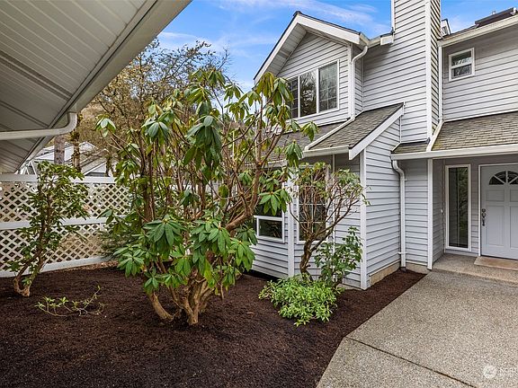 3rd image of 4205 144th Lane SE