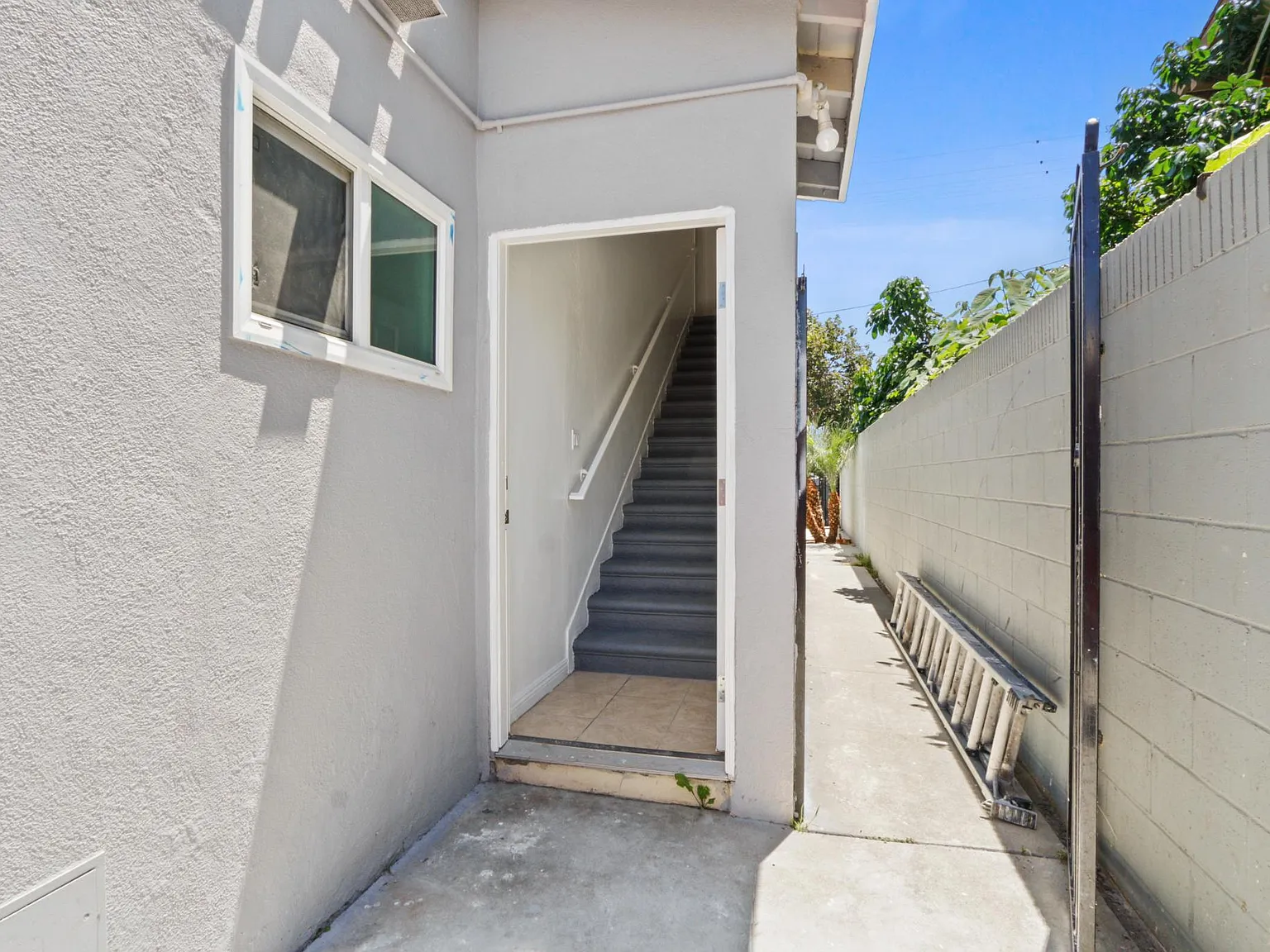 3 bed, 1.5 bath, $2,900 — Photo 4