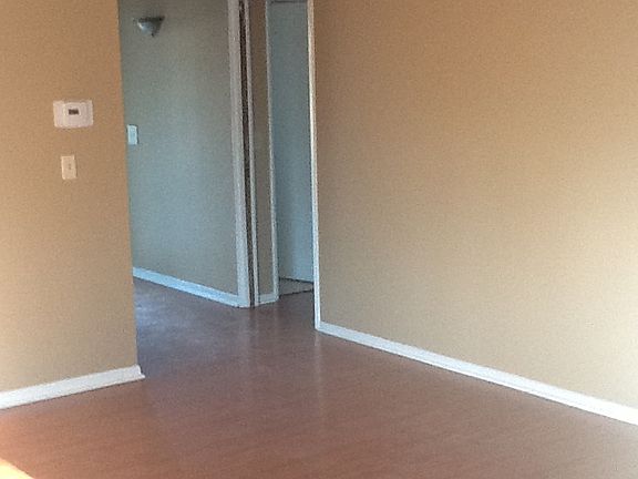 3rd image of 22846 Windom St