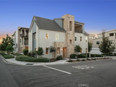 126 Scale, Irvine, CA, 92618