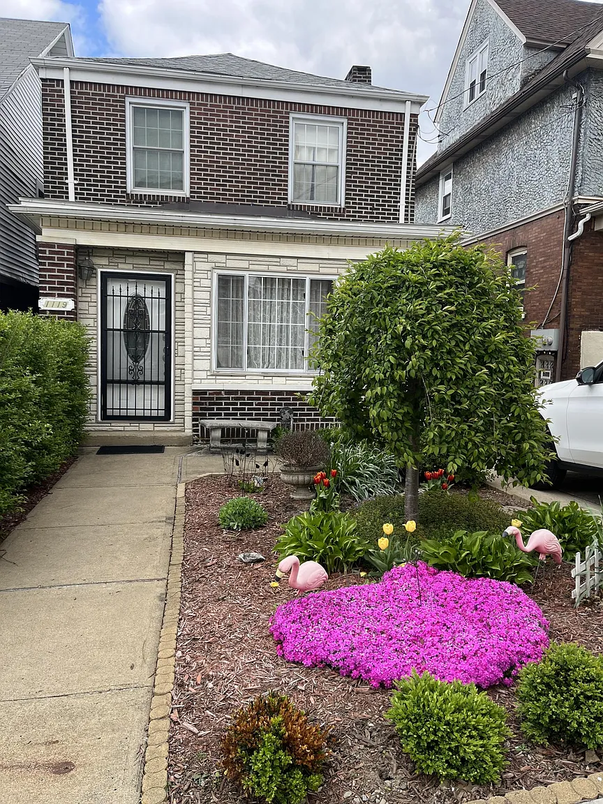1119 Greenfield Ave photo 1