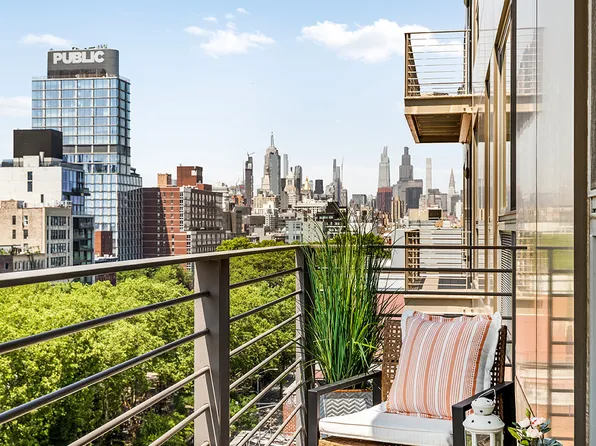 38 Delancey Street 8C image 3 of 9