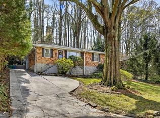 908 Scott Cir, Decatur, GA 30033