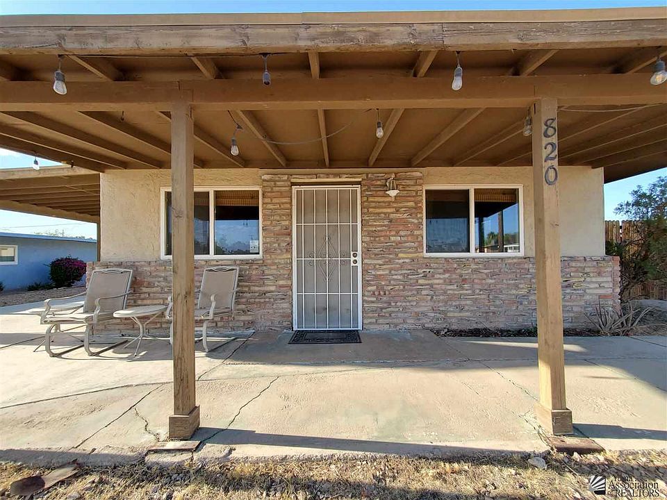 1st image of 820 W Del Valle Dr