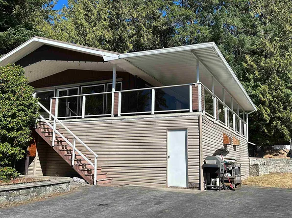 5092 Johnstone Rd, Sunshine Coast, BC V0N 2H1