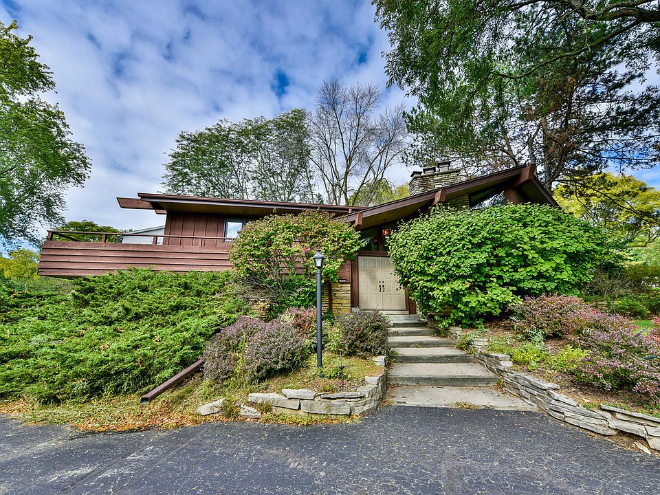 1st image of 1425 Rolling Meadow Dr