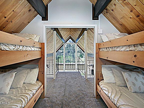 4th image of 805 MIDDLEBROOK Road