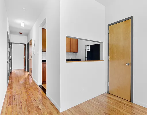Rented by Triplemint | media 23