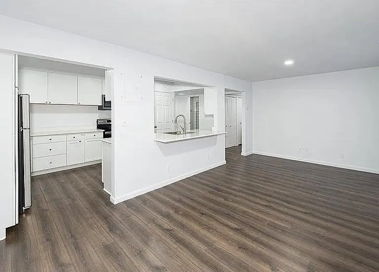 529 E University Dr #1203 — Photo 13