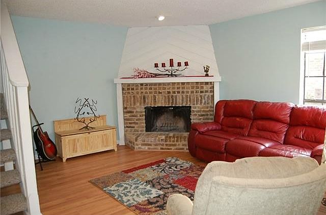 1st image of 857 Dublin Dr #1