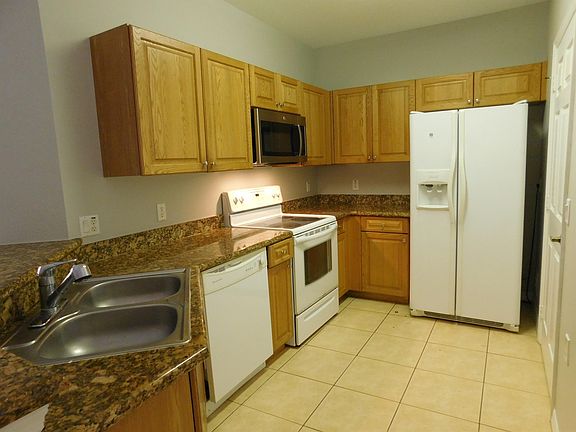 4th image of 1860 Concordia Lake Cir Unit 608