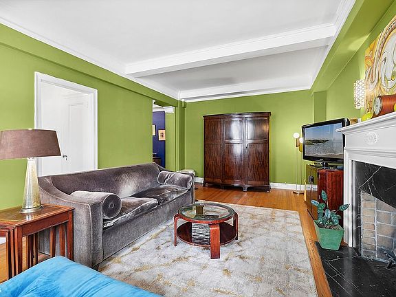 2nd image of 242 E 19th St APT 15C