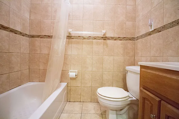 Rented by Nooklyn NYC LLC | media 38