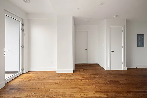 Rented by Cityside Rentals Corp | media 31