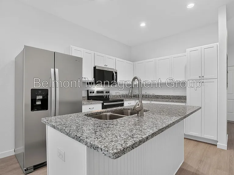 630 NW 59th Ave #1 — Photo 6