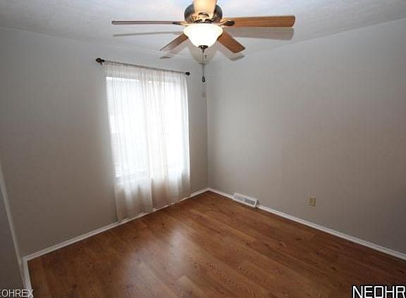 5th image of 749 Tollis Pkwy #14-06