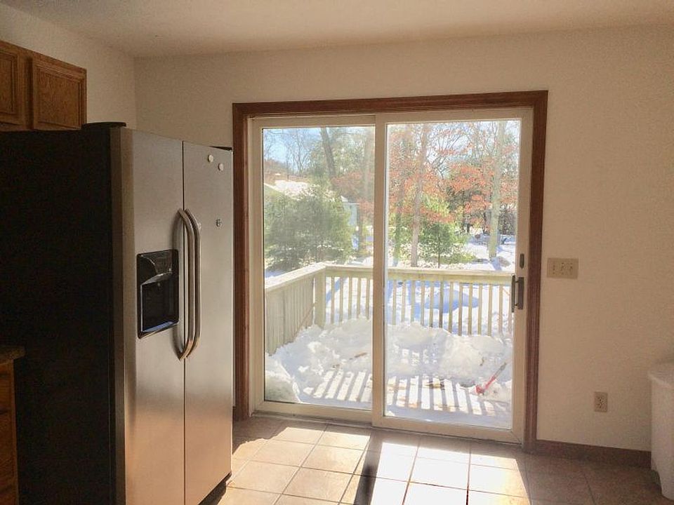 2nd image of 12 Elizabeth Cooper Dr
