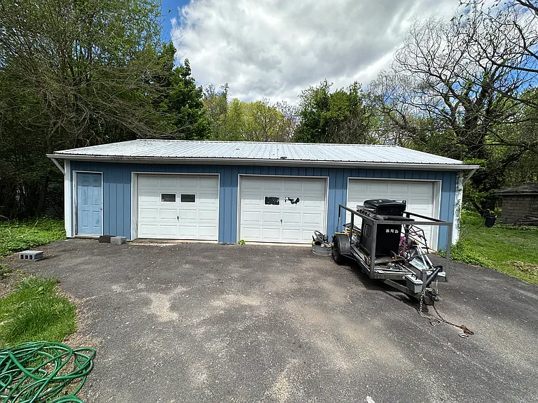 192 Boland Ave — Photo 20
