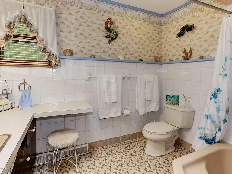 5 S Lakeview Dr — Photo 18