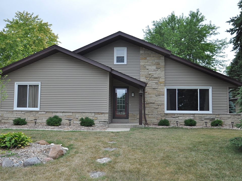 1st image of 8972 S Carollton Dr