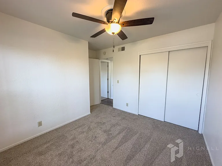 Tuscan Villa Apartments — Photo 24