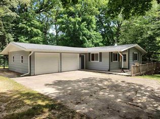 6029 N Marrill Rd, Byron, IL 61010