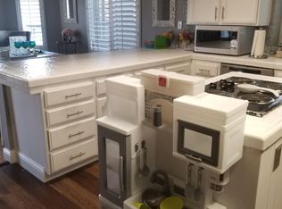 9405 Laurel Oak Way, Bakersfield, CA 93311