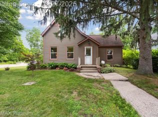 420 Wetmore St, Howell, MI 48843