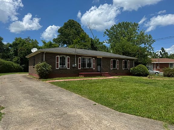 2nd image of 3004 Lytle Dr