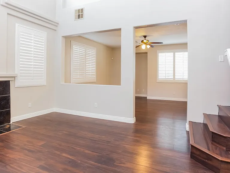 4509 Dagnar Ct — Photo 2