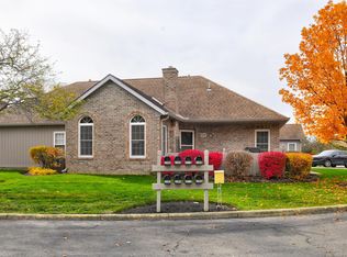 2263 Willowside Ln, Grove City, OH 43123