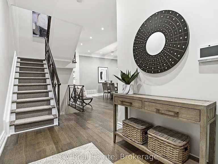 46 Bernard Ave — Photo 3