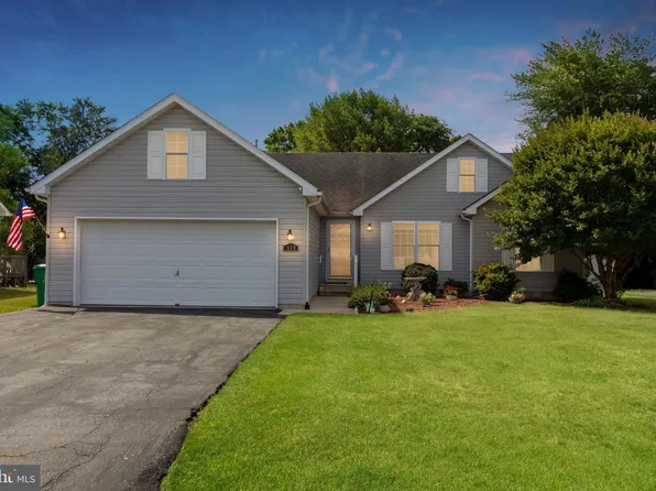 414 Evelyndale Dr, Dover, DE 19901