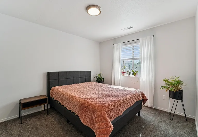 8316 E Conant St — Photo 22