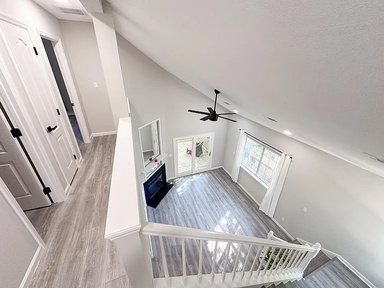 1661 Copperfield Cir — Photo 8