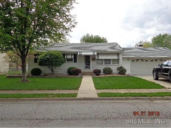 3241 Aubrey Ave photo 1