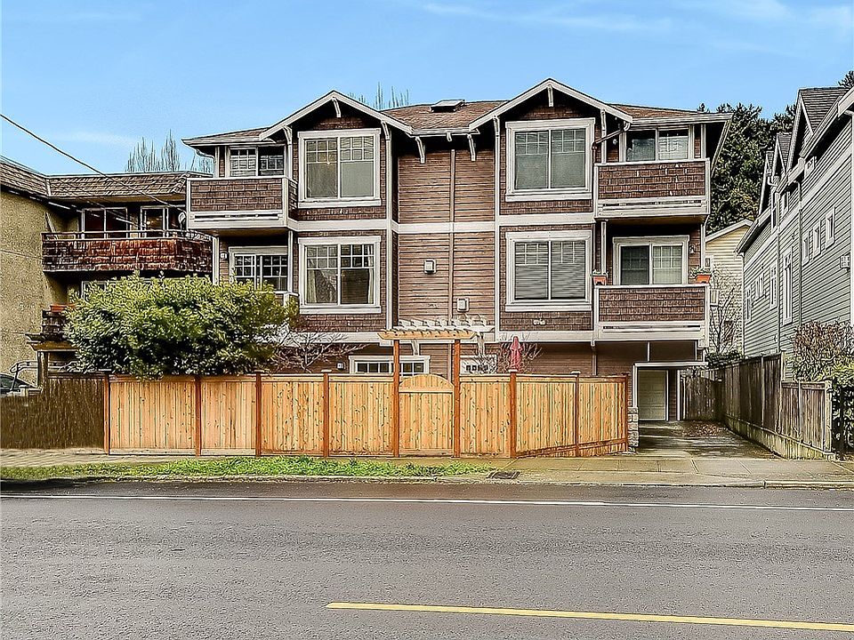 1st image of 4154 Beach Dr SW #A