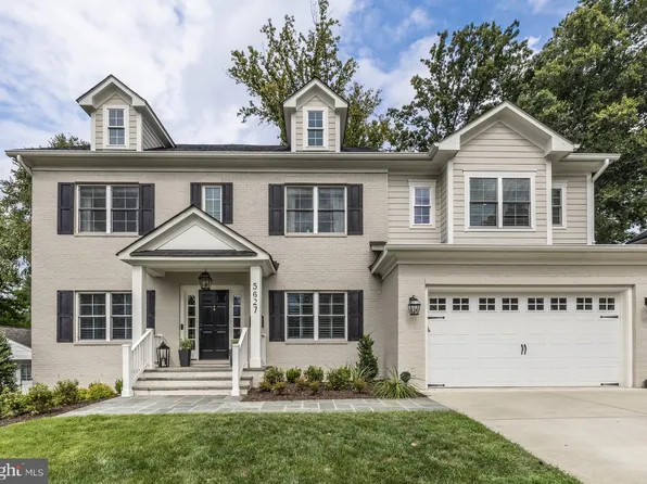5627 Knollwood Rd, Bethesda, MD 20816