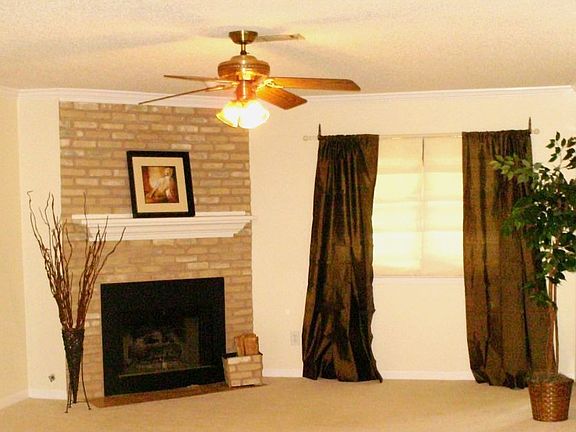 Living Room with Gas Fireplace