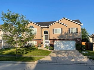 7919 S 17th St, Lincoln, NE 68512