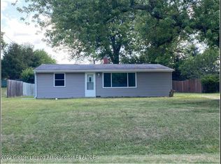 819 Pine St, Dewitt, MI 48820