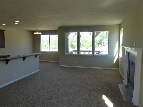 3rd image of 4511 S Willow Ln