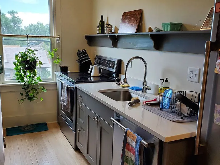 Laurel220 (KC-JF) — Photo 3